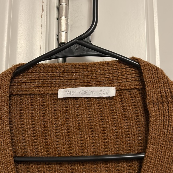 Brown cardigan - Picture 3 of 4